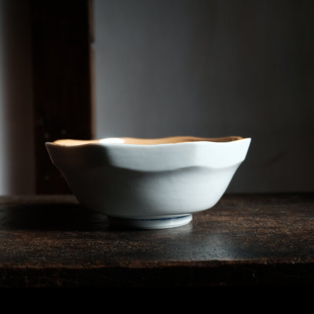 カラフルで可愛い◇見込みに龍。瀬戸焼 色絵金彩八角鉢 骨董・antiques