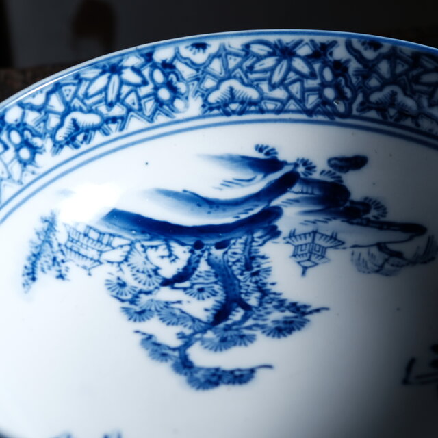 漢文と風景図◇縁に松竹梅。瀬戸焼 時代染付印判大鉢 碗 骨董