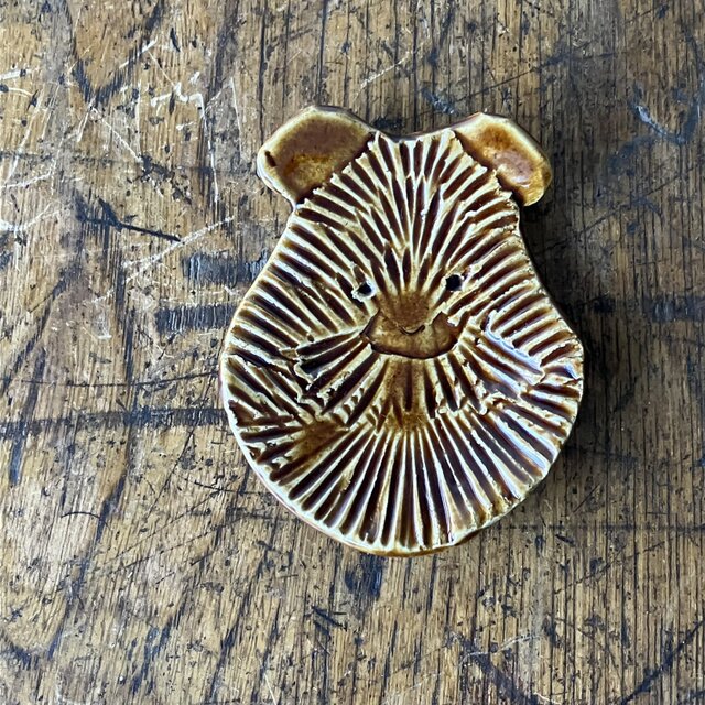 彫顔豆皿 イヌ 1 | iichi 日々の暮らしを心地よくするハンドメイドや