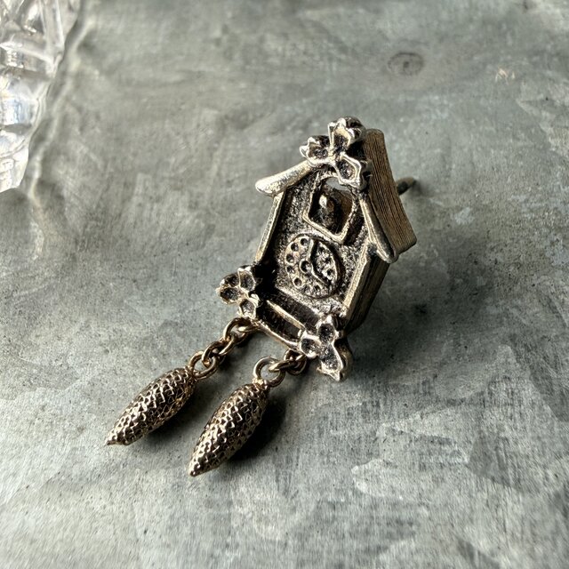 SCA69-【 AVON 】エイボン・ヴィンテージブローチ 1981 Cuckoo Clock