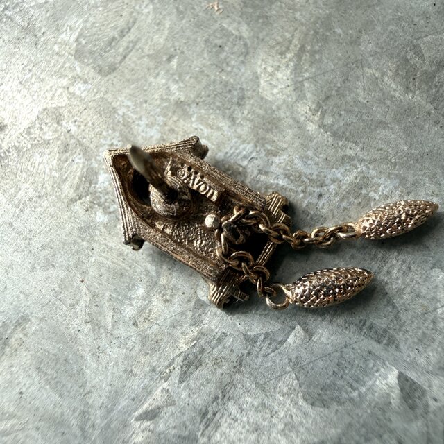 SCA69-【 AVON 】エイボン・ヴィンテージブローチ 1981 Cuckoo Clock