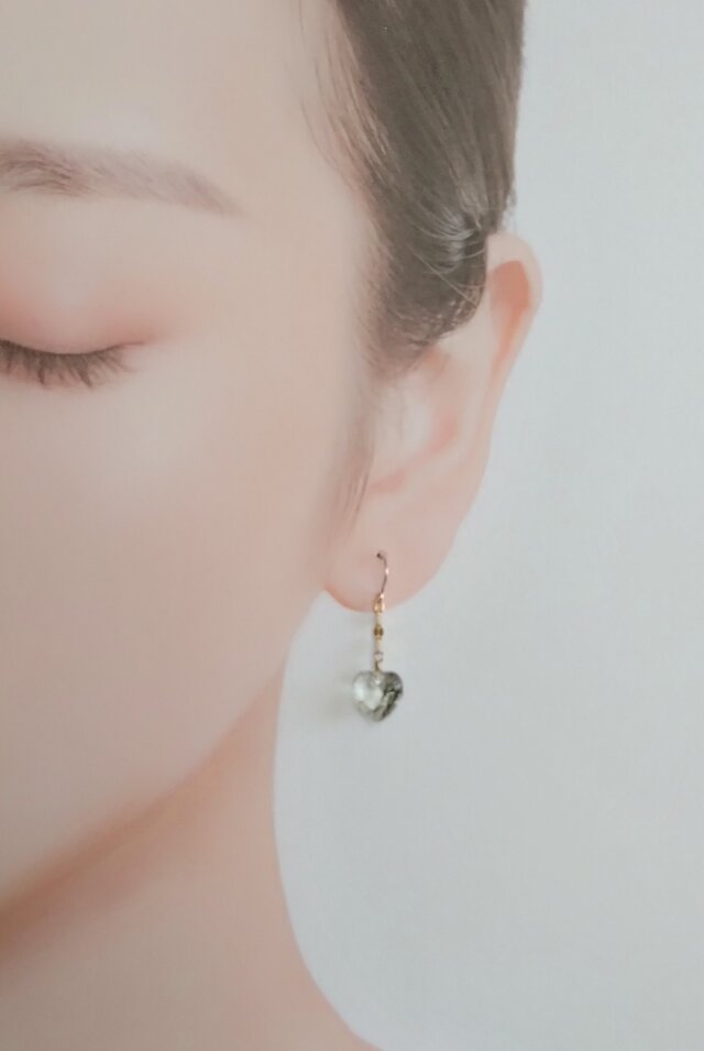 14kgf☆宝石質グリーンアメジスト ハート型ピアス | iichi 日々の