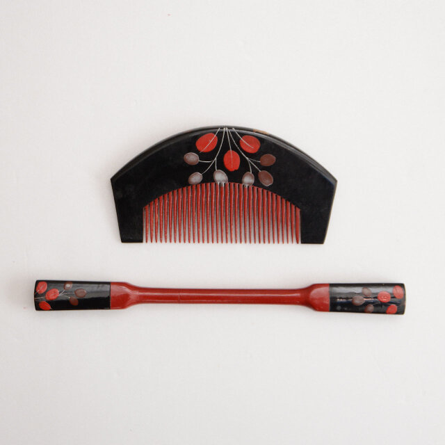 アンティーク 櫛・笄 セット｜漆塗り・蒔絵｜和装小物・日本の古道具