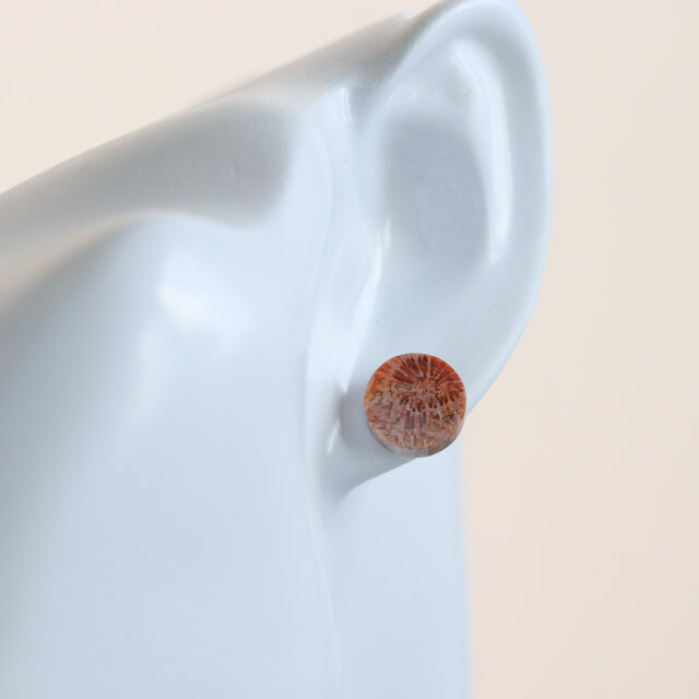花模様の天然石ピアス｜上品 ベージュ フォッシルコーラル（化石珊瑚
