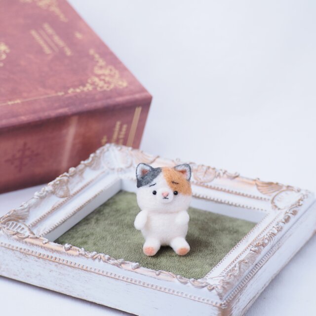 受注制作】 ぬいぐるみ風まゆねこ(三毛猫・白猫・黒猫・ロシアンブルー