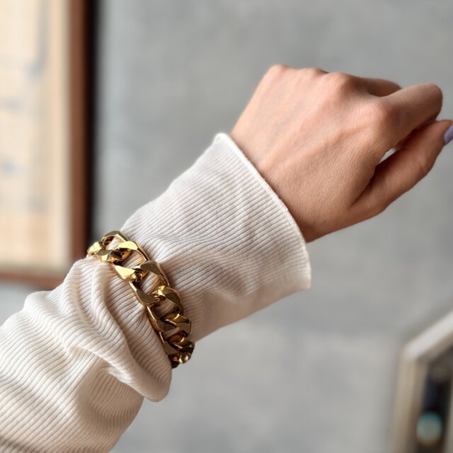 B181-ヴィンテージブレスレット U.S.A. 1970〜80's Gold Tone Chunky