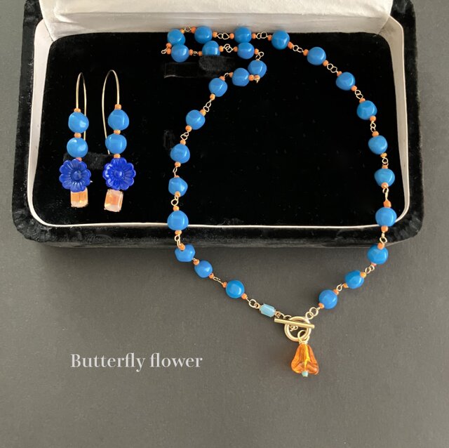 Vintage German Beads : Blue + Orange 】お花のネックレスとピアスの