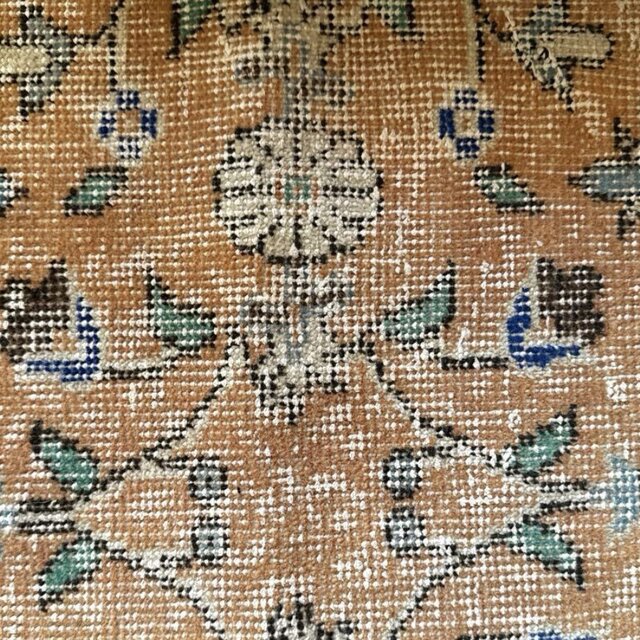 56×120ペールオレンジ 青い花 ボタニカル トルコヴィンテージラグ