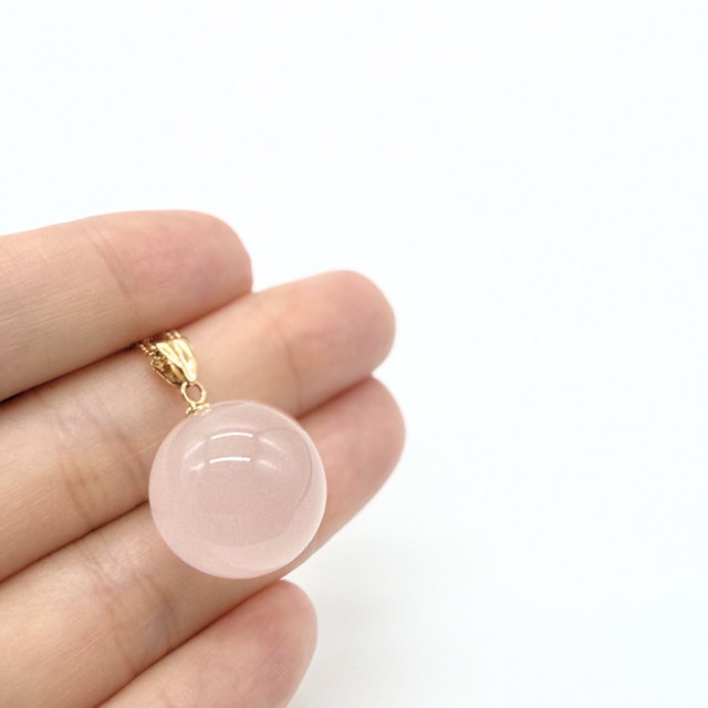 ラス1 アウトレット K18 17mm まんまる ローズクォーツ/紅水晶 天然石