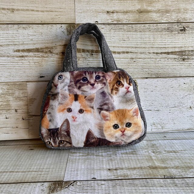 大人かわいい猫ちゃんたちのミニボストンバッグ 小物入れ バッグイン
