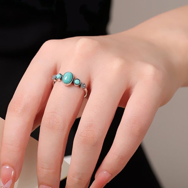 トルコ石のリング - 日常のさりげないアクセントとして R453 トルコ石のリング - 日常のさりげないアクセントとして R453 | iichi