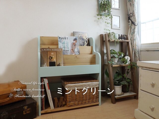 無垢材の絵本棚mid選べる3color＊wide60 | iichi 日々の暮らしを