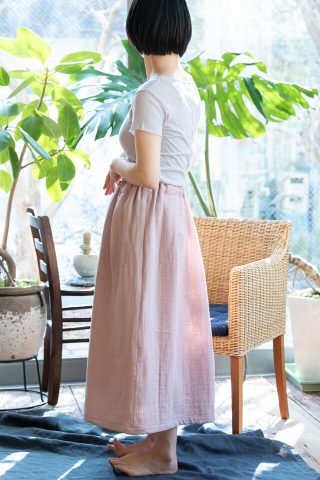 芍薬染め リネン混Wガーゼ ロングタックスカート | iichi 日々の暮らし