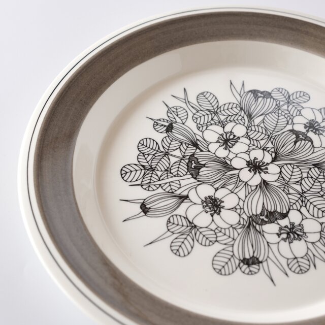 ARABIA Krokus plate アラビア クロッカス 24.5cmプレート ディナー 