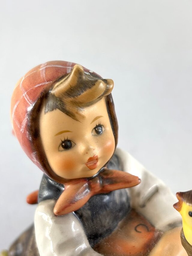 Goebel Hummel ゲーベル社 フンメル人形 陶器人形 フンメルHummel ゲーベル社Geobel 少女と小鳥 In Tune
