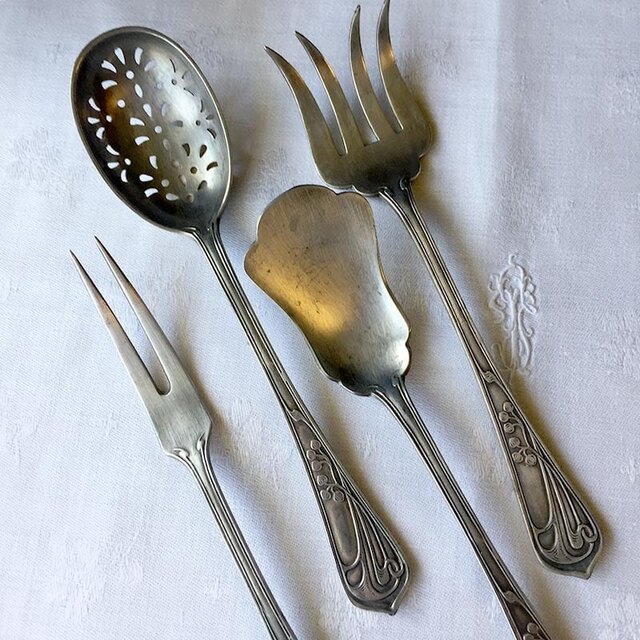 ミニャルディーズ アールヌーボー装飾 ヤドリギ サーバー とりわけ