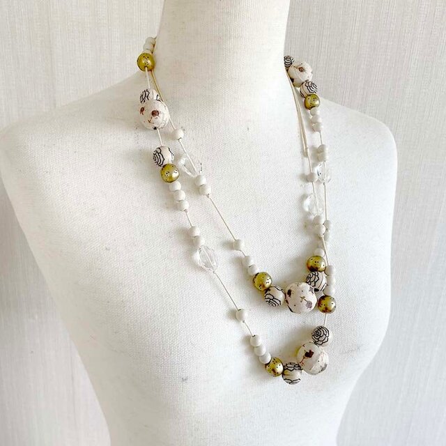 ネックレス ロングネックレス 軽い素材 白×ゴールド 12accz7-5 | iichi