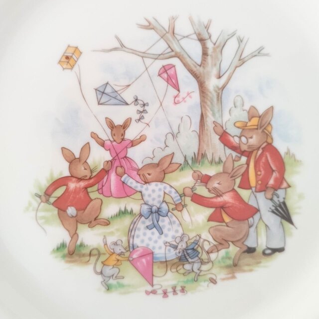 Royal Doulton｜Bunnykins｜ロイヤルドルトン｜バニキンズ｜凧あげ