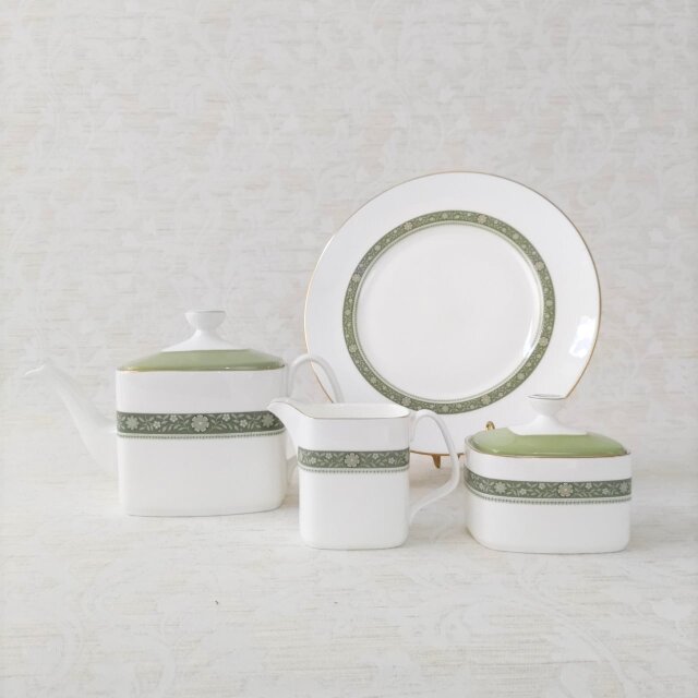 Royal Doulton｜Rondelay｜ロイヤルドルトン｜ティーポットセット＋皿