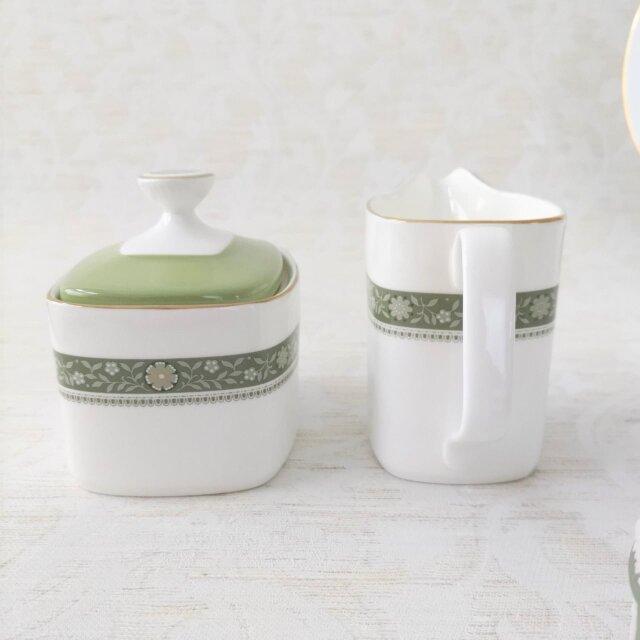 Royal Doulton｜Rondelay｜ロイヤルドルトン｜ティーポットセット＋皿