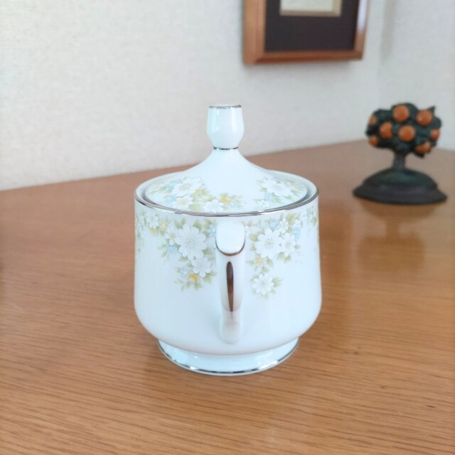 三郷陶器｜Sango CHINA｜シュガーポット｜昭和レトロ｜小花柄｜日本