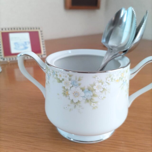 三郷陶器｜Sango CHINA｜シュガーポット｜昭和レトロ｜小花柄｜日本