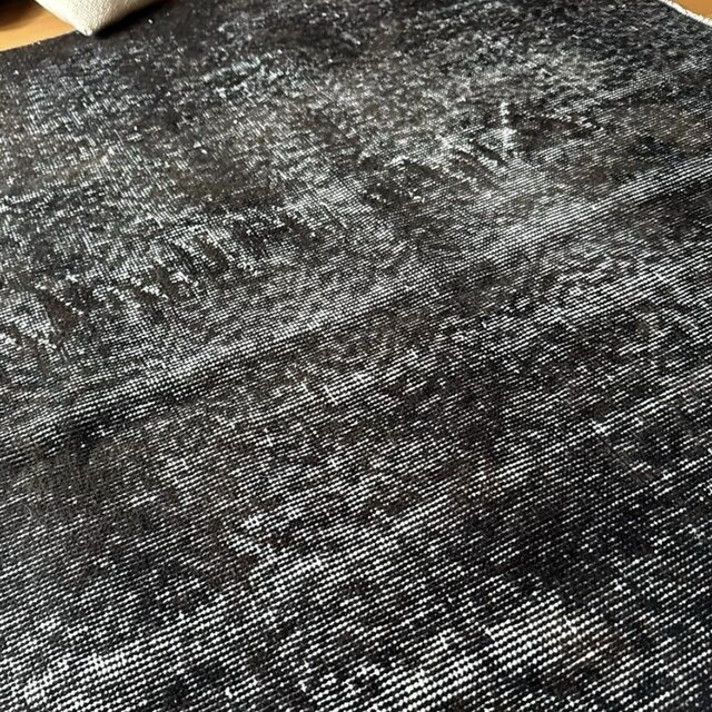 111-113×208 ブラックオーバーダイ こげ茶 トルコヴィンテージラグ