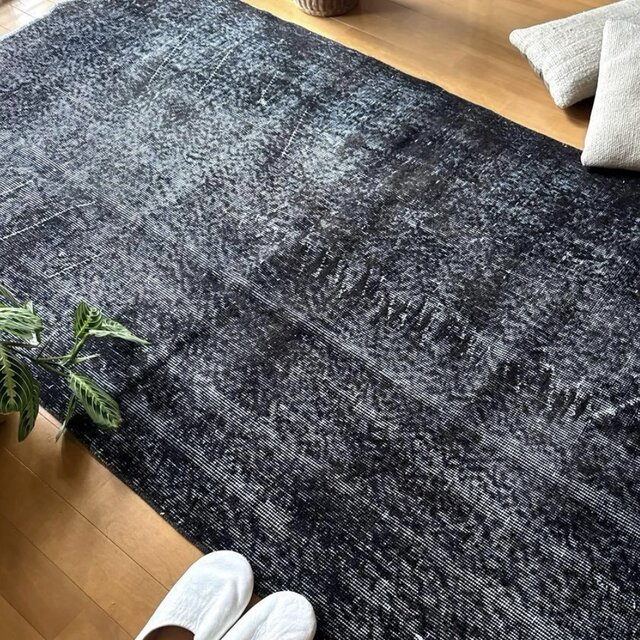 111-113×208 ブラックオーバーダイ こげ茶 トルコヴィンテージラグ