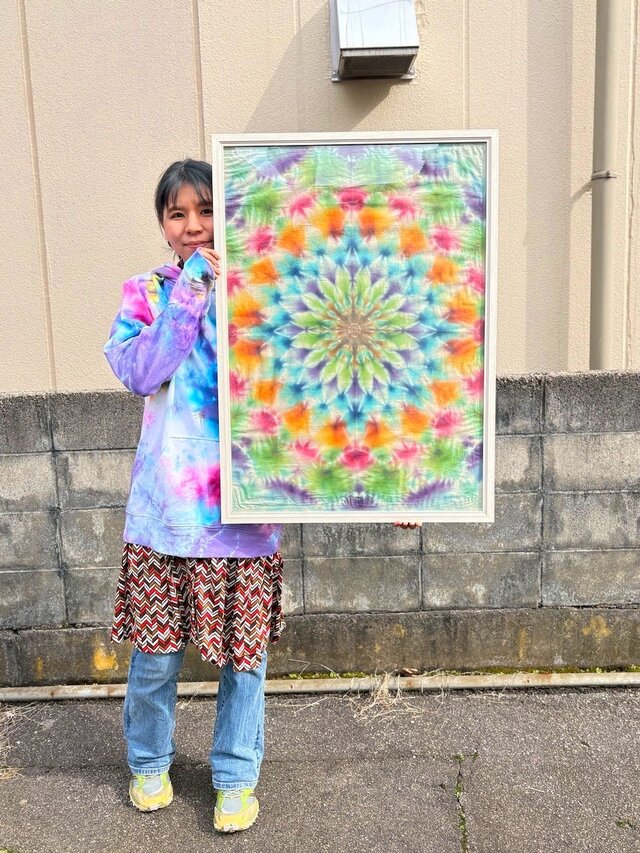 タイダイ染め タペストリー 曼荼羅 額入り ポスターサイズ 600×900