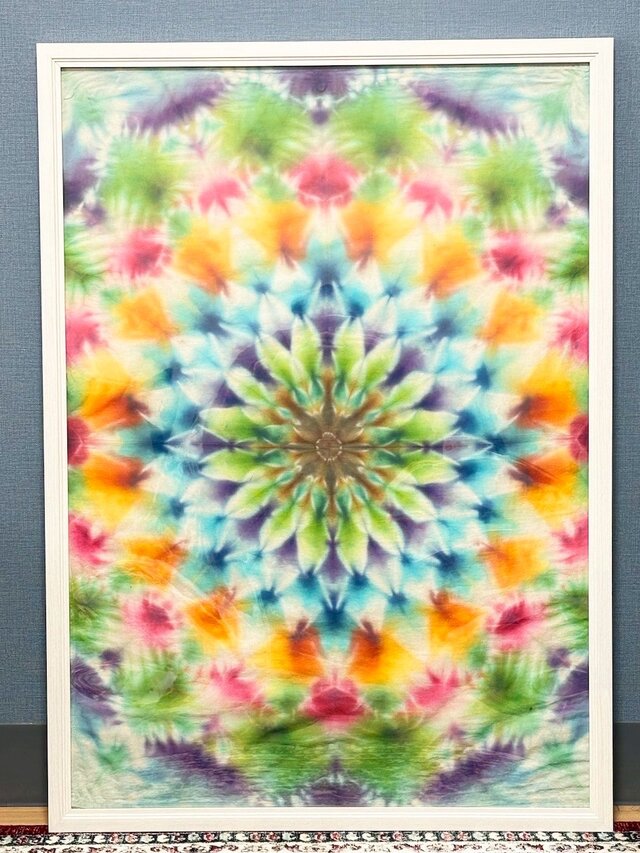 タイダイタペストリー87x96 タイダイ染め タペストリー 曼荼羅 額入り ポスターサイズ 600×900