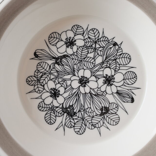 ARABIA Krokus deep plate アラビア クロッカス 20cmディーププレート