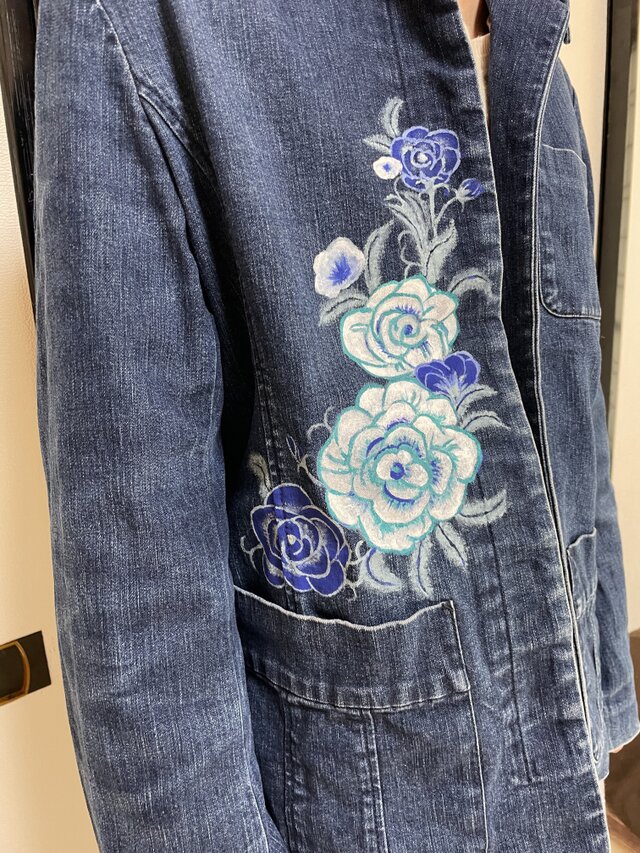 白薔薇のデニムジャケット | iichi 日々の暮らしを心地よくする