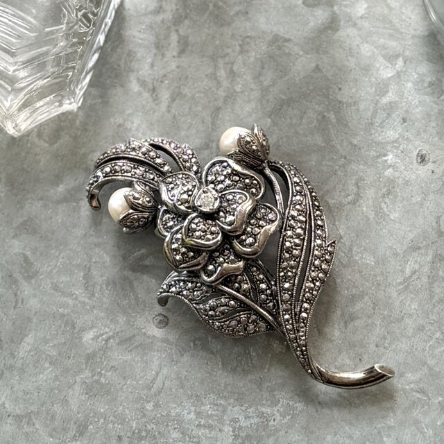 SCA71-【AVON】エイボン・ヴィンテージブローチ Kenneth Jay Lane Faux