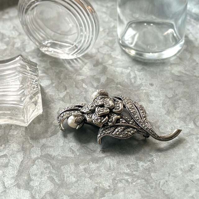 SCA71-【AVON】エイボン・ヴィンテージブローチ Kenneth Jay Lane Faux