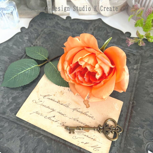 オレンジの薔薇と葉っぱの髪飾り 花径12cm フラメンコ フローレス