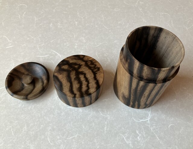 黒柿茶筒 | iichi 日々の暮らしを心地よくするハンドメイドや