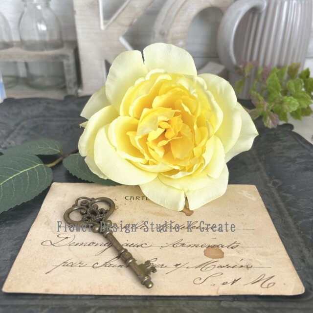黄色い薔薇と葉っぱの髪飾り 花径12cm フラメンコ フローレス ダンス