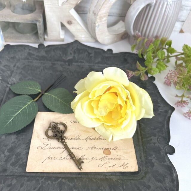 黄色い薔薇と葉っぱの髪飾り 花径12cm フラメンコ フローレス ダンス