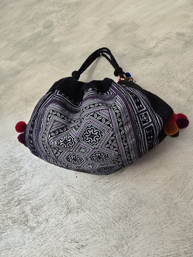 ヴィンテージ 民族刺繍 藍染ハンドバッグ ☆ モン族 | iichi 日々の