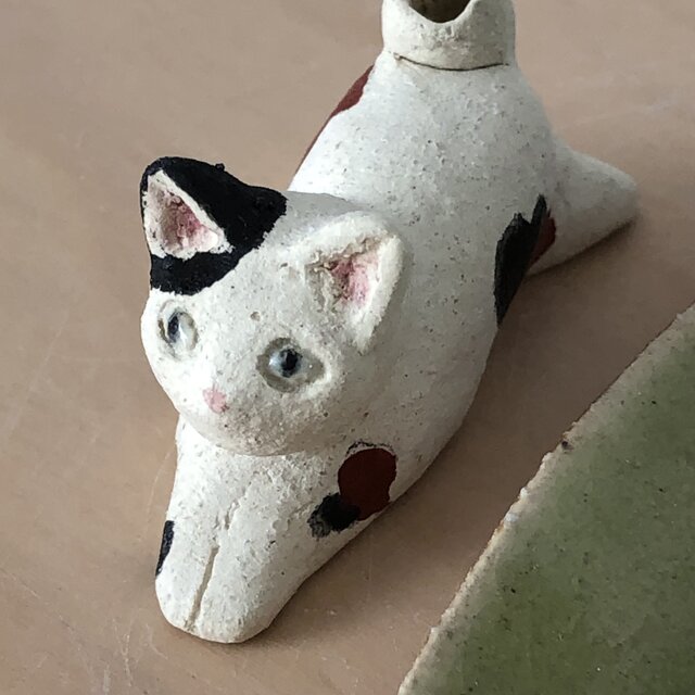 三毛猫のしっぽでお香立て | iichi 日々の暮らしを心地よくする