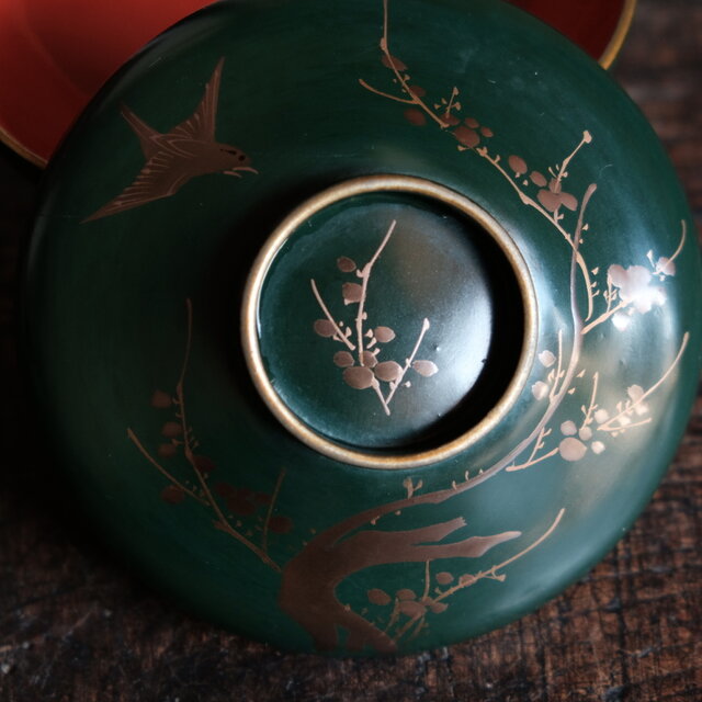 梅と鳥◇深緑で素敵。時代物 漆芸蒔絵蓋付椀 古漆器 骨董・antiques