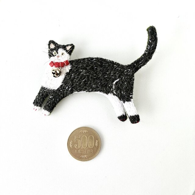 専用ページ 刺繍ブローチ 猫 文鳥 刺繍 専用ページ 刺繍ブローチ 猫