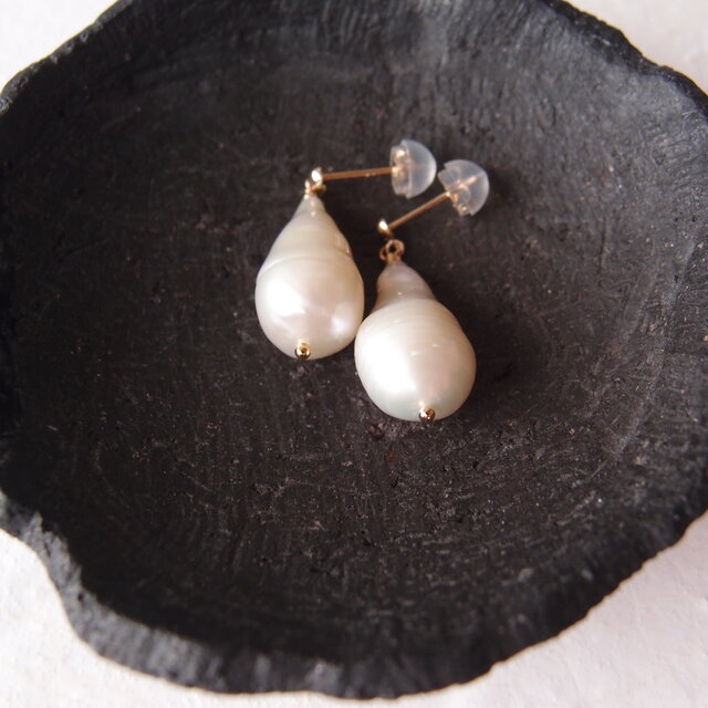 K10YG】Baby Oyster Pearl Earrings／ベビーオイスターパール スタッド