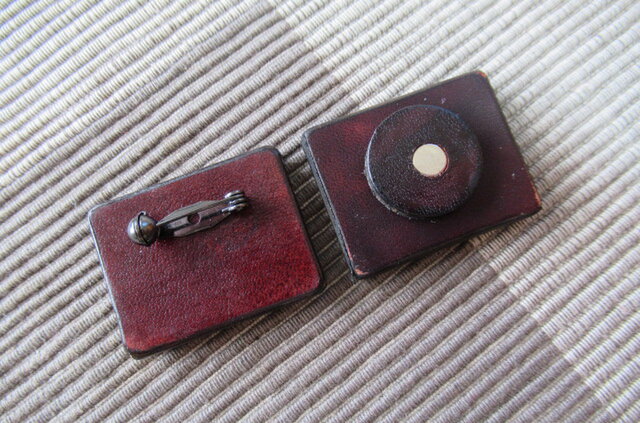 ドイツ 歴史建物切手ブローチ10816 | iichi 日々の暮らしを心地よく