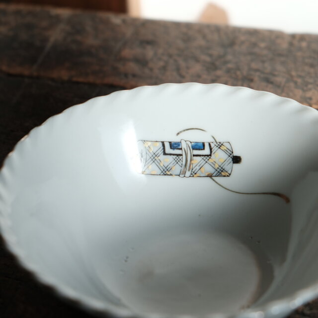 巻物の絵◇時代物 色絵金彩波縁碗 骨董/antiques 古道具 古民家 昭和初