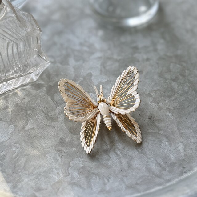 SCM48-【 MONET 】モネ・ヴィンテージブローチ Butterfly Enamel
