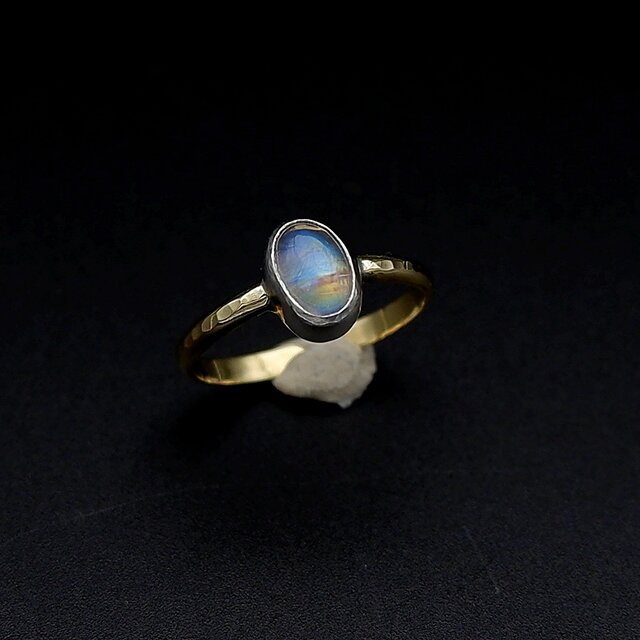 レインボームーンストーンのリング 11.5号 ～真鍮と銀の指輪～ 天然石