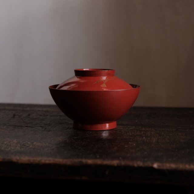 亀と鶴◇扇子と梅。古輪島塗 漆芸沈金蓋付椀 古漆器 古民家 骨董