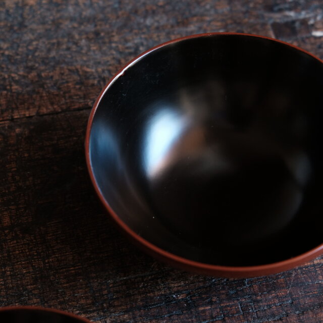 松と漢字◇赤茶色な色味。古輪島塗 漆芸沈金蓋付碗 漆器 骨董