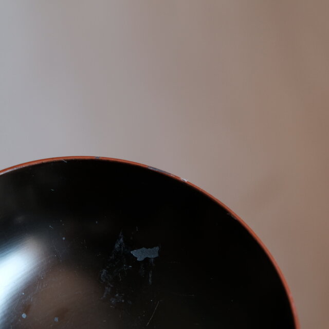 松と漢字◇赤茶色な色味。古輪島塗 漆芸沈金蓋付碗 漆器 骨董
